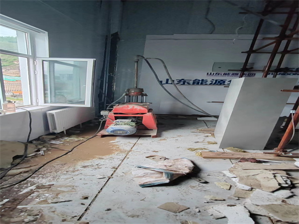 章丘地基基础下沉墙体裂缝加固注浆顶升施工